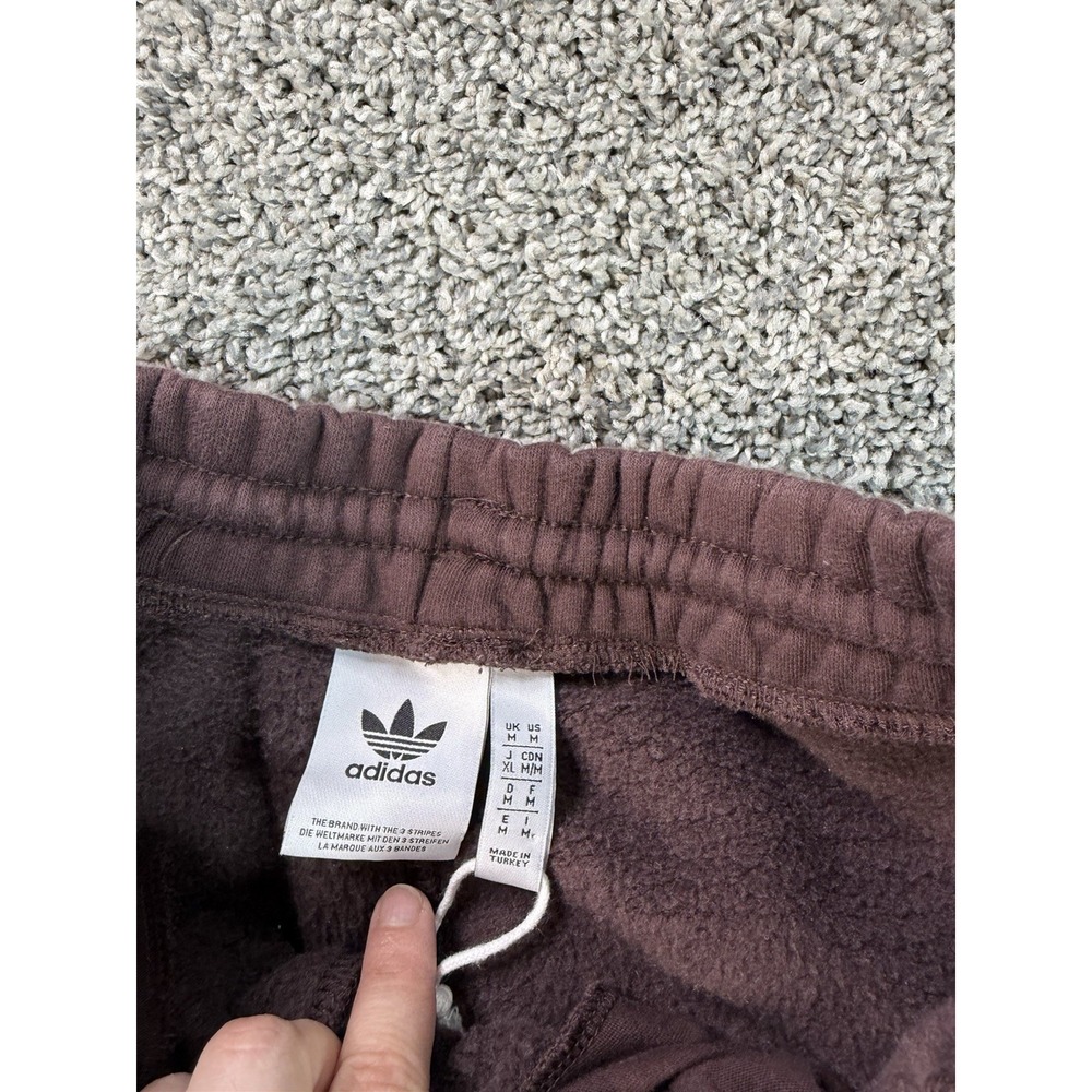 Adidas's Originals Essentials Trefoil Sweat Shorts Men's Size Medium Brown NWOT - Picture 4 of 9